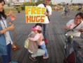 /album/free-hugs1/dsc01572-jpg/